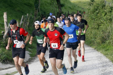 A4xKm y Txurregi se han impuesto en el Campeonato navarro de carreras por montaña por clubes.