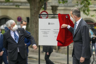 l Centro Memorial de las Víctimas del Terrorismo en Vitoria ha sido inaugurado oficialmente este martes por el rey, Felipe VI, quien ha asegurado que las víctimas son "uno de los pilares éticos de la democracia" y un elemento fundamental para evitar "cualquier legitimación o justificación" de la violencia.