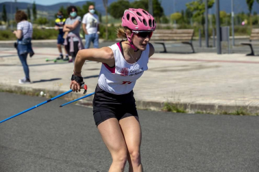 Una treintena de adeptos se dieron cita en Ardoi este sábado, 5 de junio, en la competición de esquí sobre patines.