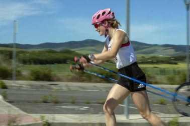 Una treintena de adeptos se dieron cita en Ardoi este sábado, 5 de junio, en la competición de esquí sobre patines.