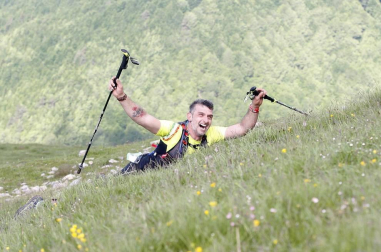 Más de 200 participantes tomaron la salida de la prueba de 30 kilómetros entre Casas de Irati, llegada a la cumbre del Orhi.y descenso nuevamente a Casas de Irati.