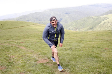 Más de 200 participantes tomaron la salida de la prueba de 30 kilómetros entre Casas de Irati, llegada a la cumbre del Orhi.y descenso nuevamente a Casas de Irati.