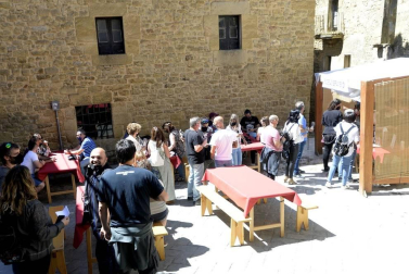 Galería de fotos de la degustación de vinos y pinchos en San Martín de Unx dentro de las actividades del Mes del Rosado