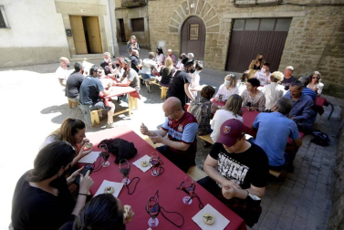 Galería de fotos de la degustación de vinos y pinchos en San Martín de Unx dentro de las actividades del Mes del Rosado