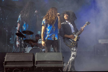 El rock de Minimusic enamora a niños y mayores