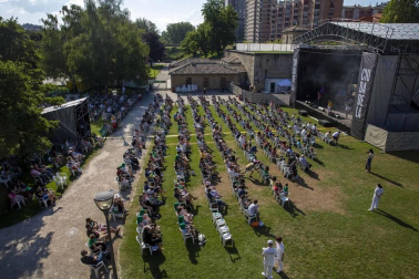 El rock de Minimusic enamora a niños y mayores