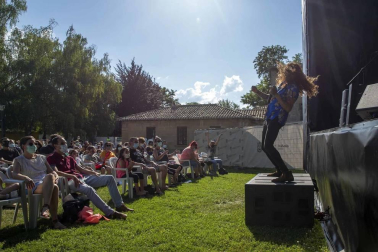 El rock de Minimusic enamora a niños y mayores