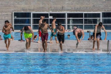 Se formaron colas en los accesos al Complejo Deportivo