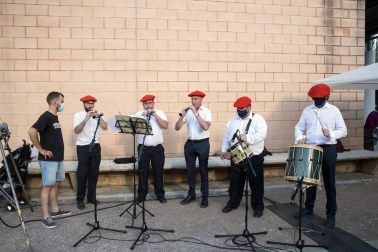 El barrio de Lourdes volvió a celebrar este sábado su Paloteado tras tener que cancelarse el año pasado por la pandemia