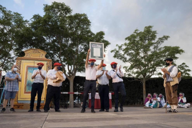 El barrio de Lourdes volvió a celebrar este sábado su Paloteado tras tener que cancelarse el año pasado por la pandemia