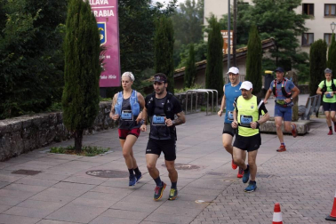 Corredores que este domingo 20 de junio participaron en la prueba de 25 kilómetros con salida y llegada en Villava