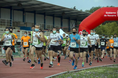 Abdelkader Algham y Ana Llorens ganan la prueba de 8 kilómetros, que tuvo 300 inscritos.