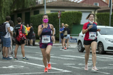 Abdelkader Algham y Ana Llorens ganan la prueba de 8 kilómetros, que tuvo 300 inscritos.