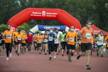 Abdelkader Algham y Ana Llorens ganan la prueba de 8 kilómetros, que tuvo 300 inscritos.