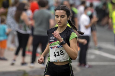 Abdelkader Algham y Ana Llorens ganan la prueba de 8 kilómetros, que tuvo 300 inscritos.