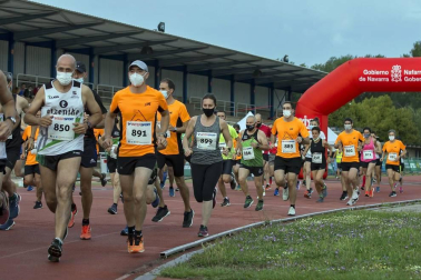 Abdelkader Algham y Ana Llorens ganan la prueba de 8 kilómetros, que tuvo 300 inscritos.