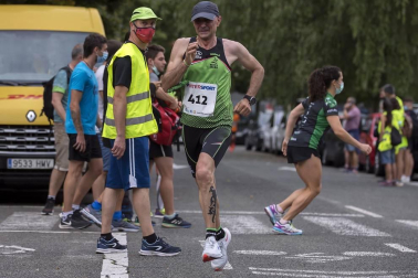 Abdelkader Algham y Ana Llorens ganan la prueba de 8 kilómetros, que tuvo 300 inscritos.
