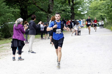 219 corredores completaron los 21 kilómetros de la cita de Etxarri Aranatz, puntuable para el campeonato de la Federación Navarra de Montaña.