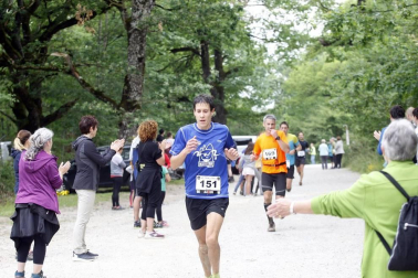 219 corredores completaron los 21 kilómetros de la cita de Etxarri Aranatz, puntuable para el campeonato de la Federación Navarra de Montaña.