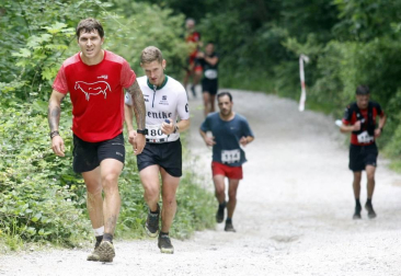 219 corredores completaron los 21 kilómetros de la cita de Etxarri Aranatz, puntuable para el campeonato de la Federación Navarra de Montaña.