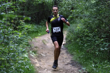 219 corredores completaron los 21 kilómetros de la cita de Etxarri Aranatz, puntuable para el campeonato de la Federación Navarra de Montaña.
