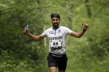 219 corredores completaron los 21 kilómetros de la cita de Etxarri Aranatz, puntuable para el campeonato de la Federación Navarra de Montaña.