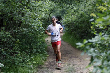 219 corredores completaron los 21 kilómetros de la cita de Etxarri Aranatz, puntuable para el campeonato de la Federación Navarra de Montaña.