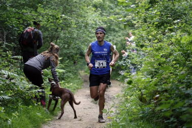 219 corredores completaron los 21 kilómetros de la cita de Etxarri Aranatz, puntuable para el campeonato de la Federación Navarra de Montaña.