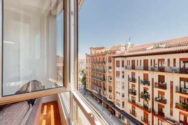 Avenida Zaragoza, junto a Príncipe de Viana