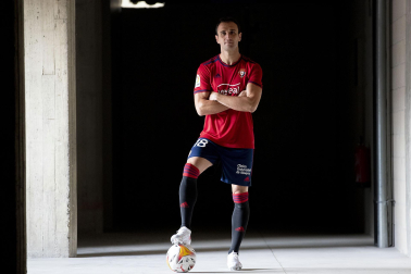 Presentación de Kike Garcia como nuevo jugador de Osasuna