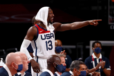 Adebayo durante el partido de Estados Unidos de baloncesto