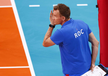 Entrenador ruso de vóley