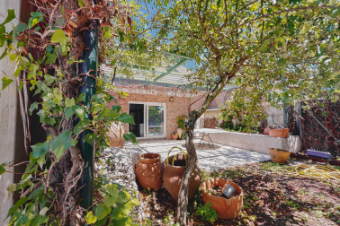 Chalet único en Alzuza, encanto y privacidad