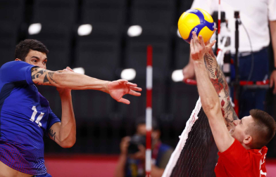 Francia y Rusia durante la pelea por el oro olímpico
