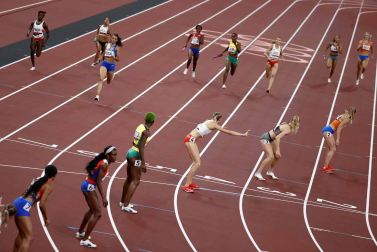 Prueba del 4x400 femenino de relevos