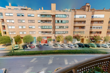 Un piso para entrar a vivir en el Lago de Barañáin