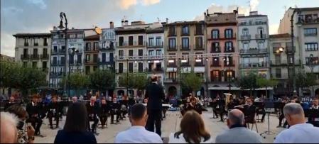 Concierto de La Pamplonesa en la Plaza del Castillo