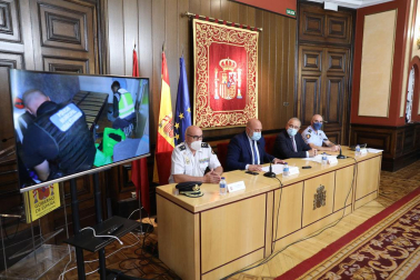 Rueda de prensa con los detalles de la operación