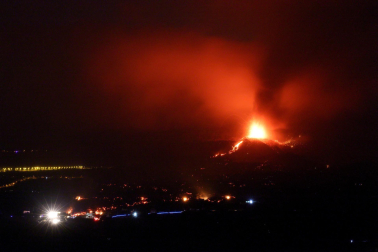 Fotos de la erupción del volcán Cumbre Vieja en La Palma.