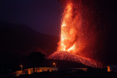 Fotos de la erupción del volcán Cumbre Vieja de La Palma.