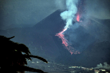 Imágenes de la nueva erupción de La Palma de este martes