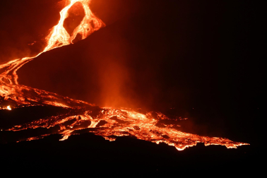 Imágenes de la nueva erupción de La Palma de este martes
