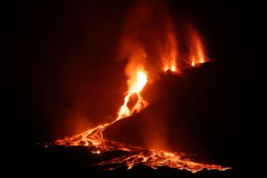 Imágenes de la nueva erupción de La Palma de este martes