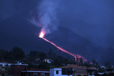 Imágenes de la nueva erupción de La Palma de este martes