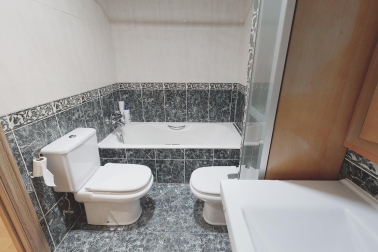 Precioso piso en Ansoáin, con dos trasteros y parking