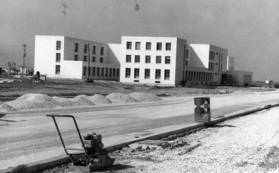 Fachada del colegio Navarro Villoslada