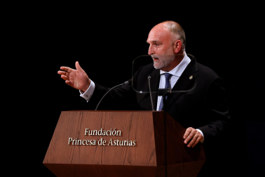 Fotos del acto de entrega de los Premios Princesa de Asturias, presidido por el rey Felipe VI y la princesa Leonor.