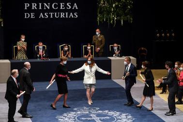 Fotos del acto de entrega de los Premios Princesa de Asturias, presidido por el rey Felipe VI y la princesa Leonor.
