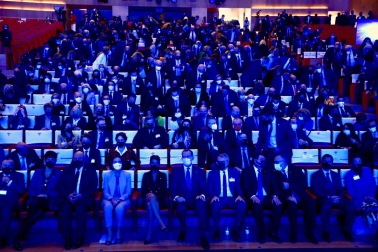 Autoridades y público asistente al Congreso Nacional de la Empresa Familiar que se celebra en Baluarte.