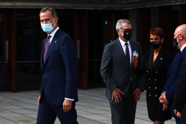El Rey preside en Pamplona el Congreso Nacional de Empresas Familiares.